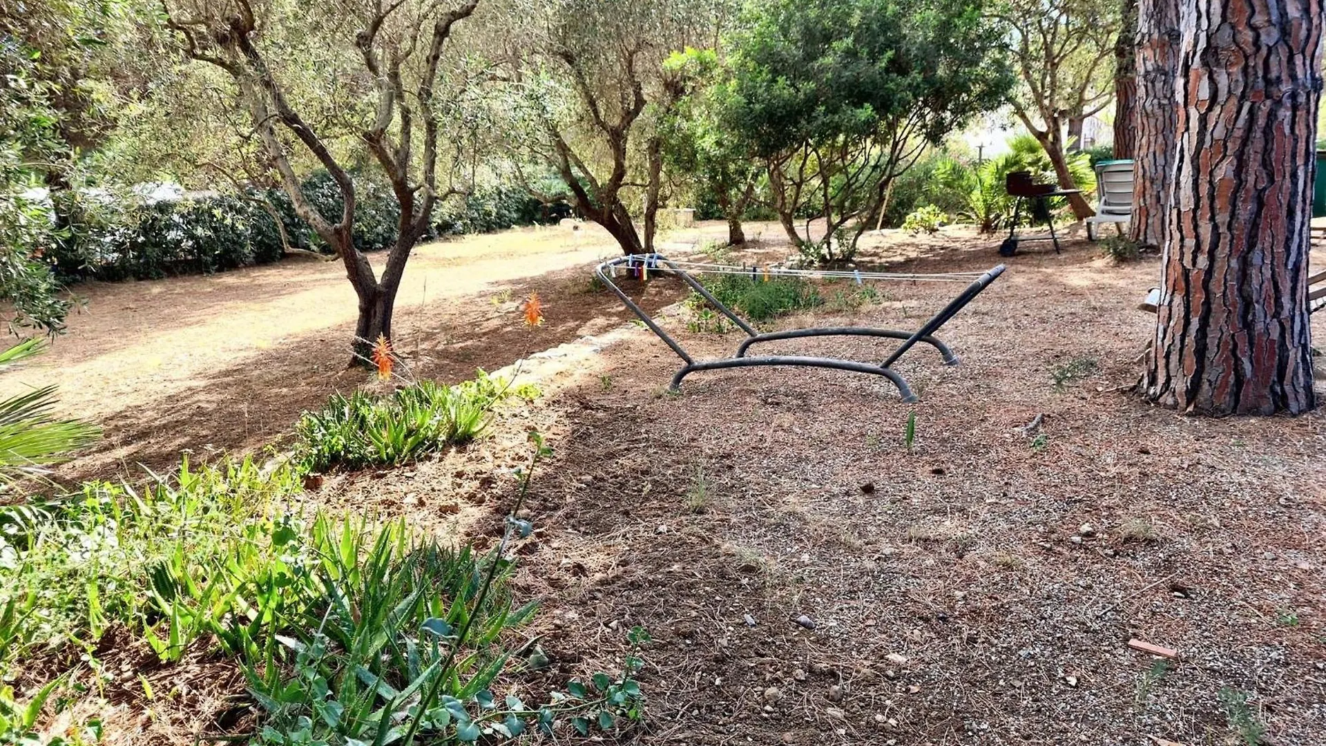 Holiday home Charming House In Lacona + Garden